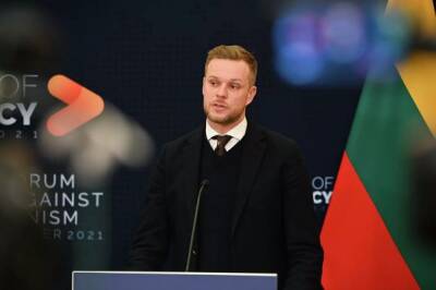 В Литве ради восстановления отношений с Китаем предлагают пожертвовать Ландсбергисом