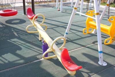 Опасные игры: детские парки с аттракционами пренебрегли техникой безопасности в Петербурге