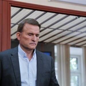 Суд продлил Медведчуку домашний арест