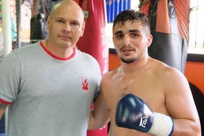 Тренер погибшего на ринге боксёра из Новосибирска Саакяна назвал его последний бой уличной дракой