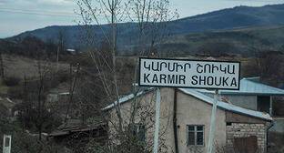 Нагорный Карабах обвинил Азербайджан в обстреле пограничного села
