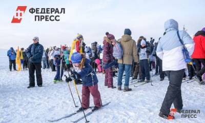Кавказцы недовольны невоспитанными туристками в бикини и папахах на лыжной трассе