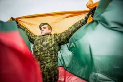Литва пообещала усилить оборонную поддержку Украины