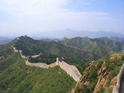 СМИ: участок Великой Китайской стены обрушился из-за землетрясения