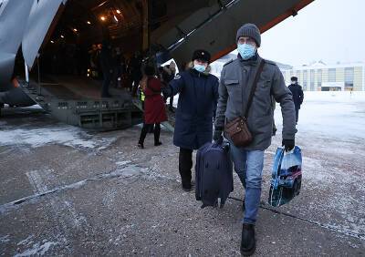 Иностранцы поблагодарили Россию за организацию вывозных рейсов из Казахстана