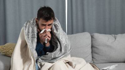 Британские ученые считают, что клеточный иммунитет после простуды может защитить от COVID-19