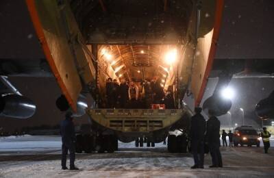 Второй самолёт Минобороны доставил из Казахстана в Москву 84 россиянина