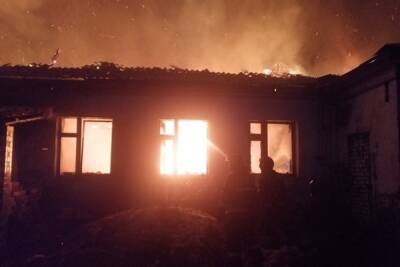 В 33 регионе за ночь сгорело два дома