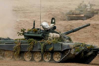 Военные в Брянске используют современные методики для поготовки танкистов