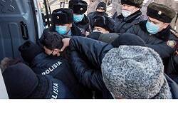 Число задержанных во время протестов в Казахстане превысило девять тысяч