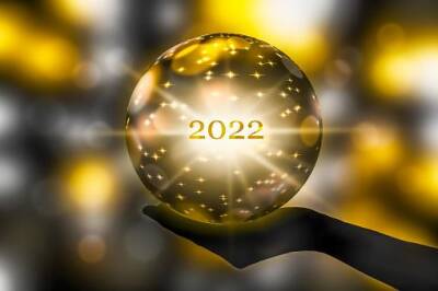 Святочные гадания 2022: можно ли верующим гадать на судьбу и почему это опасно
