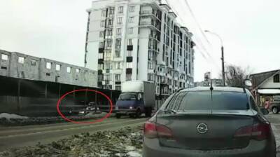 В Воронеже водитель проехал по пешеходному «тоннелю»: появилось видео