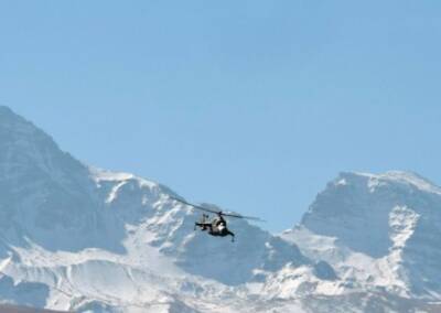 Вертолëтчики российской авиабазы в Армении отработали задачи в горной местности