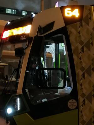 В Петербурге пассажир разгромил трамвай после отказа остановиться в неположенном месте