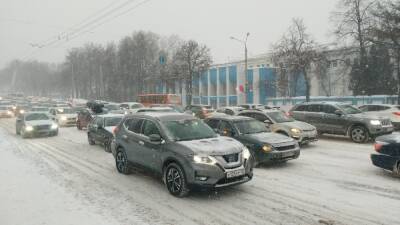 Пробки в 10 баллов второе утро подряд фиксируются в Нижнем Новгороде