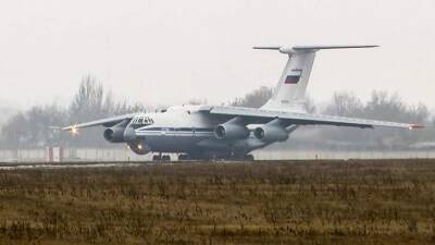 Самолет Минобороны вывез из Казахстана 145 россиян