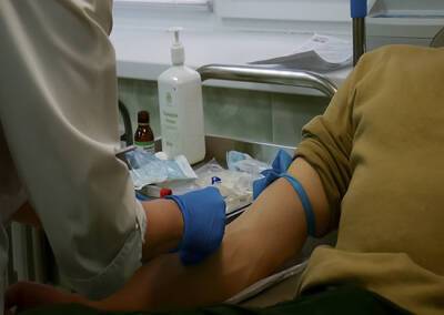 В Воронеже военные сдали более 20 литров крови для помощи пациентам с COVID-19