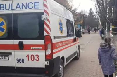 ЧП в украинском аквапарке: 16 детей отвезли в больницу, что произошло