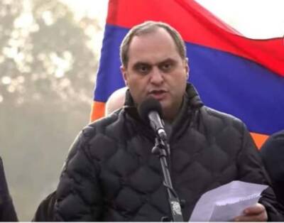 Армянская оппозиция «экстренным митингом» оспорит ковидные ограничения