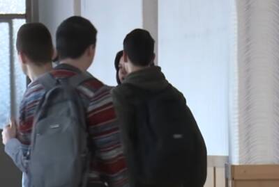 Подростки с ножом напали на учительницу: детали возмутительного случая на Одесчине
