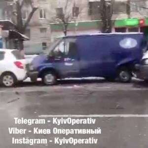 В Киеве произошло ДТП при участии пяти автомобилей