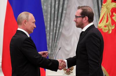 "Идущая от сердца работа": Путин поздравил Хабенского с юбилеем