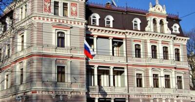 У Посольства РФ в Латвии нет данных о лицах, задержанных за шпионаж