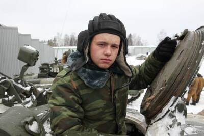 Россия отправила три тысячи солдат на учения на западе страны