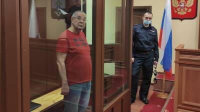 Суд отправил отца Ивана Жданова в СИЗО за нарушение подписки о невыезде