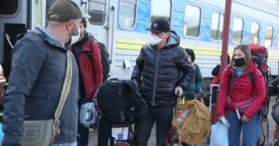 11 января заканчивается лицензия "Укрзализныци" на перевозку пассажиров: будут ли ездить поезда