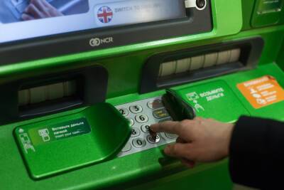 Петербургские мошенники научились красть деньги через банкоматы