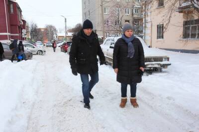 Мэр Рязани проверила, как в городе убирают снег, взяв адреса из соцсетей