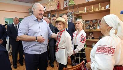 Лукашенко вновь демонстративно заговорил на мове