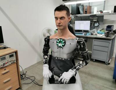 Компания «Промобот» продемонстрировала новую версию человекоподобного робота