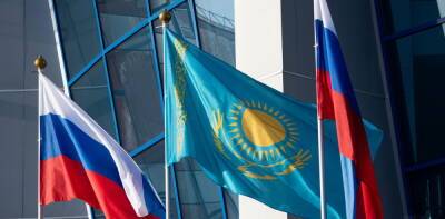 Казахстанский политолог: Мы никуда не денемся от России