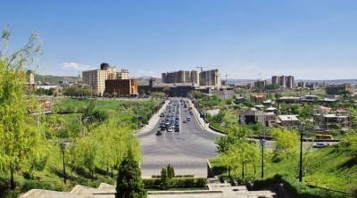 Армения вводит новые антикоронавирусные ограничения