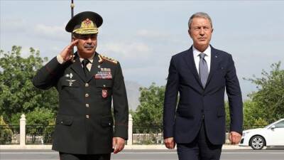 Хулуси Акар выразил соболезнование в связи с гибелью азербайджанского военного