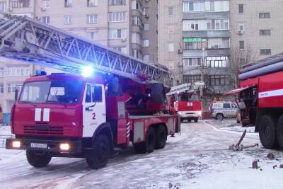 В Белгороде из-за горящего в подвале дома мусора эвакуировали 40 человек