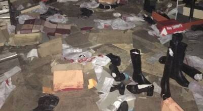 В Казахстане во время протестов уничтожили два магазина обувной компании из Челябинска