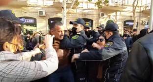Прокуратура Азербайджана отказалась расследовать избиение Тофига Ягублу