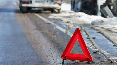 Семь человек погибли в сразу в двух авариях в Сибири