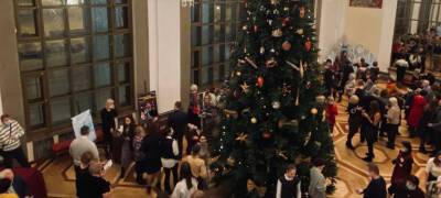 Зрители Музыкального театра Карелии могут встретить Старый Новый год с шампанским и танцами
