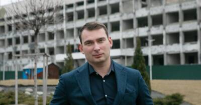Незаконное подозрение Порошенко было частью “новогоднего шоу” Зеленского-Железняк