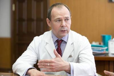 Медики и пациенты свердловского онкодиспансера попросили Куйвашева не увольнять главврача