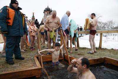 Стали известны адреса мест для купания в Москве на Крещение