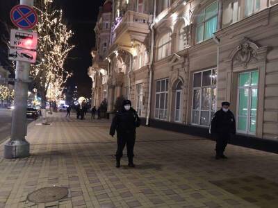 Пешеходная зона около мэрии Ростова оказалась в оцеплении