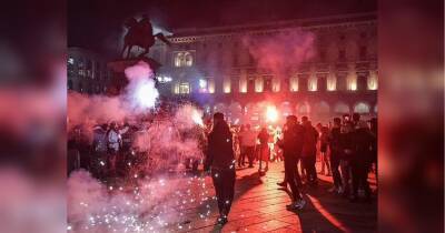 Новорічний жах: натовп хлопців насилував дівчат прямо на центральній площі Мілана