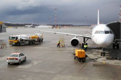 Метель заставила пассажиров авиакомпании «Россия» в Краснодаре и Ростове сменить крылья на колеса