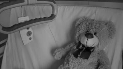 Российский медик призвал больницы готовиться к массовому поступлению детей с омикрон-штаммом