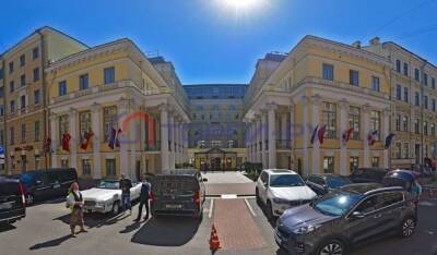 Официальный отель Эрмитажа продают из-за долгов и угрозы банкротства